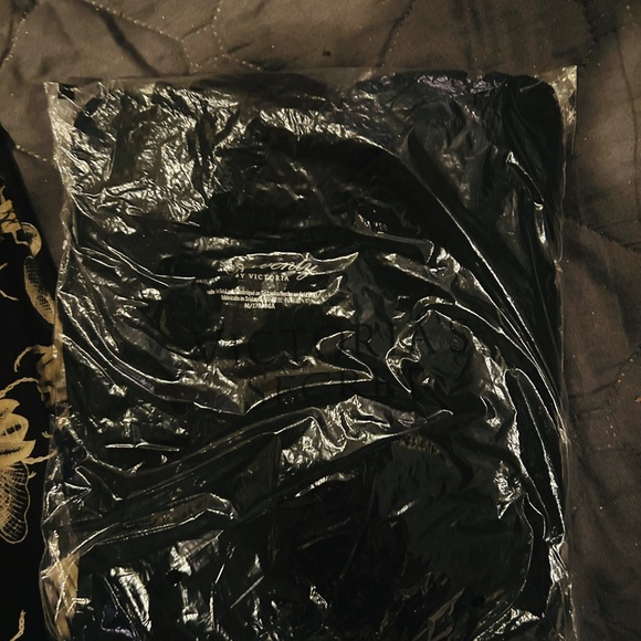 Victoria Secret Modal Bubble Hem Long Sleeve Top- Blk - NWT - Picture 3 of 5